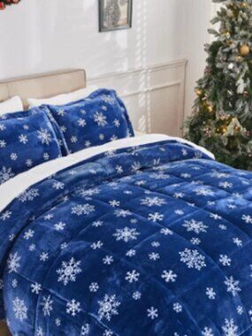 Warm & Cozy Plush Sherpa Reversible 2 piece Comforter Set Blue Snow Flake Twin